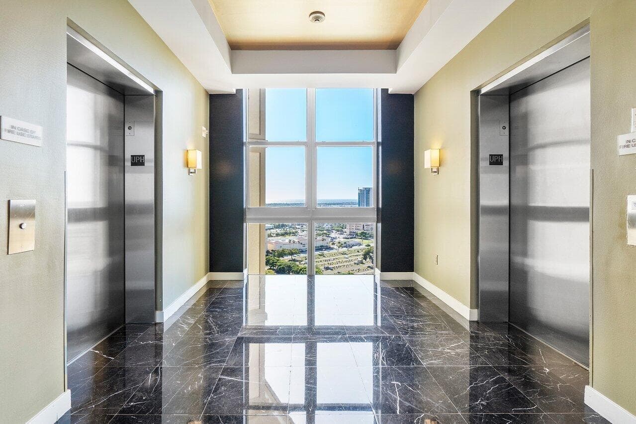 CPST Central Elevator Landing