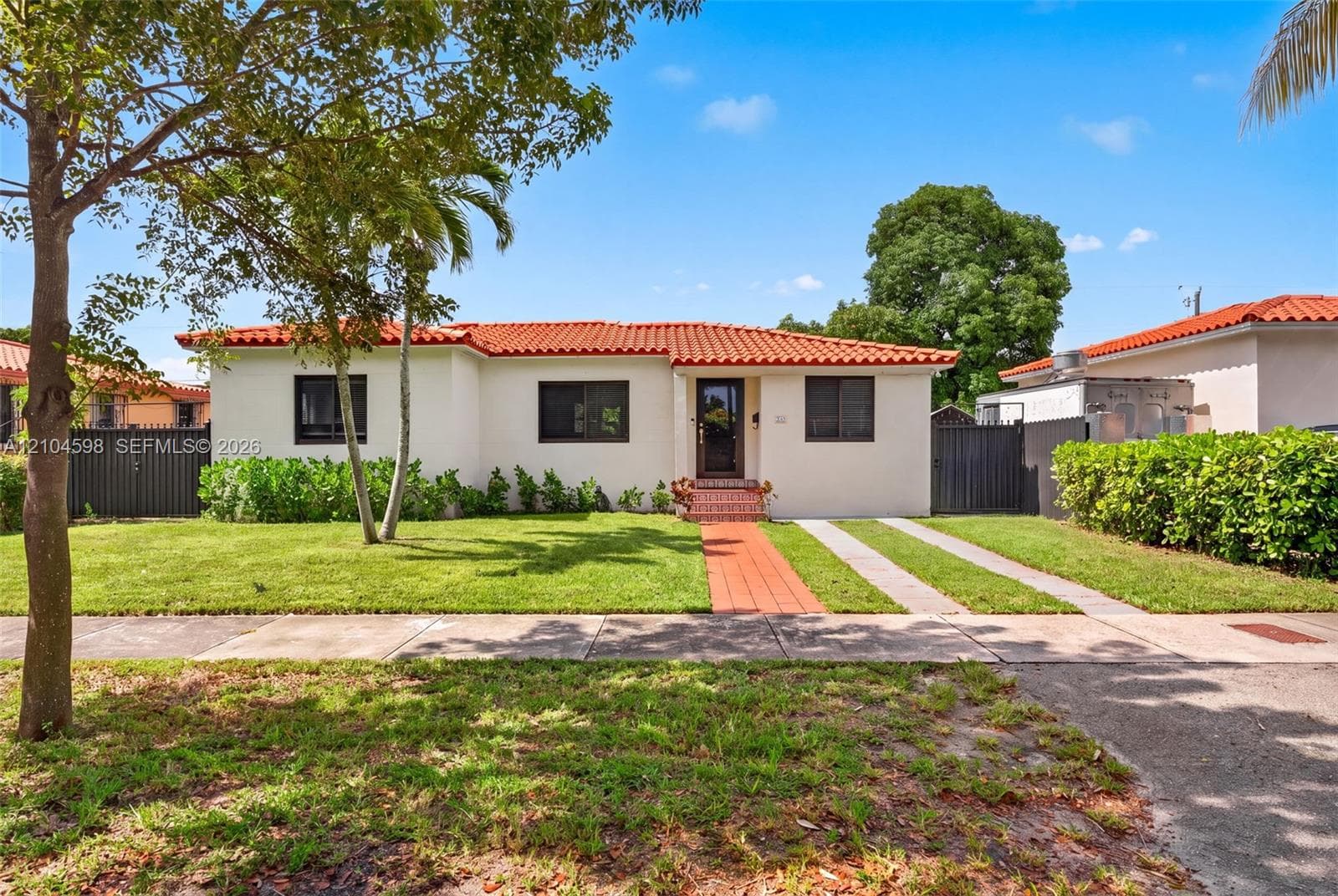 220 SW 51st Ct photo 7