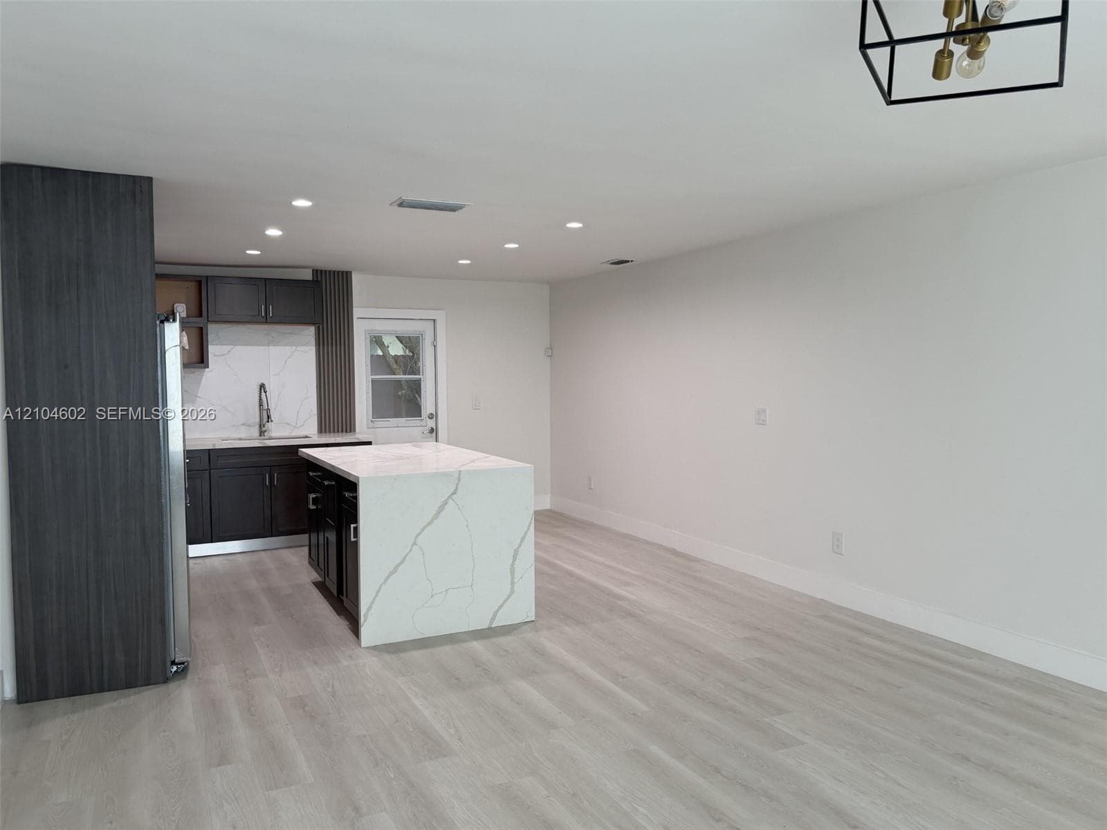 3954 NW 182nd Ln photo 6