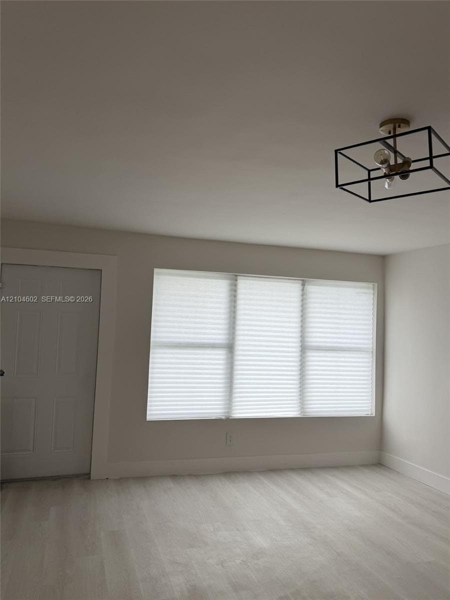 3954 NW 182nd Ln photo 7