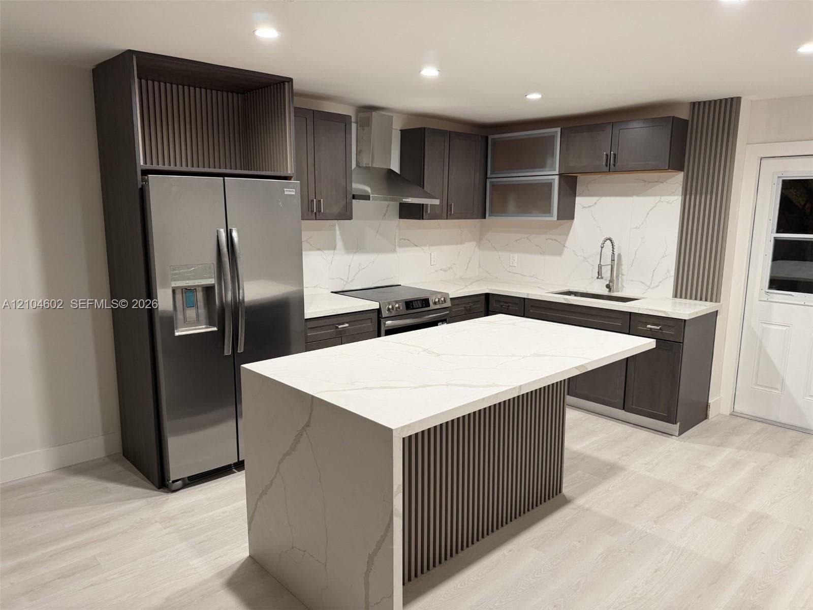 3954 NW 182nd Ln photo 3