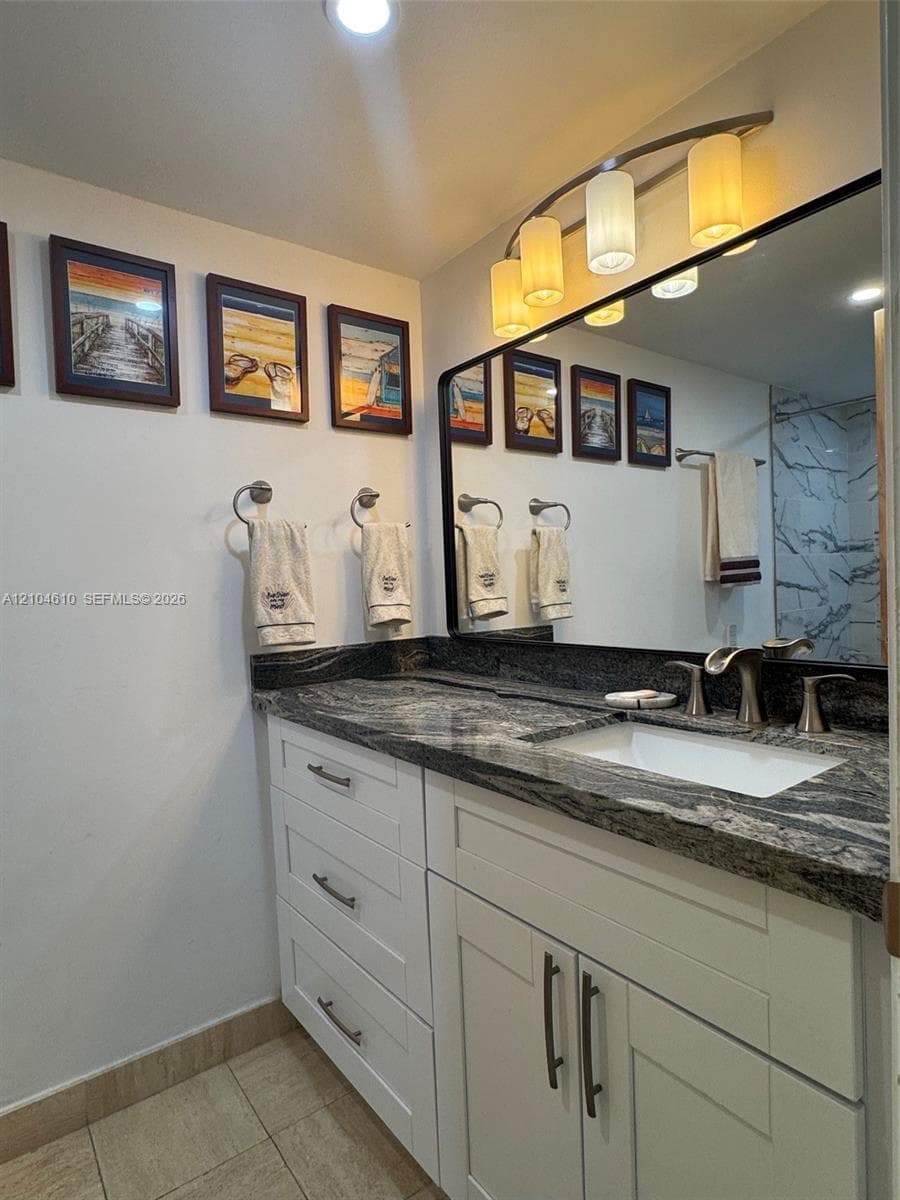 SUMMIT CONDO · #1504N in Hollywood - Photo 13