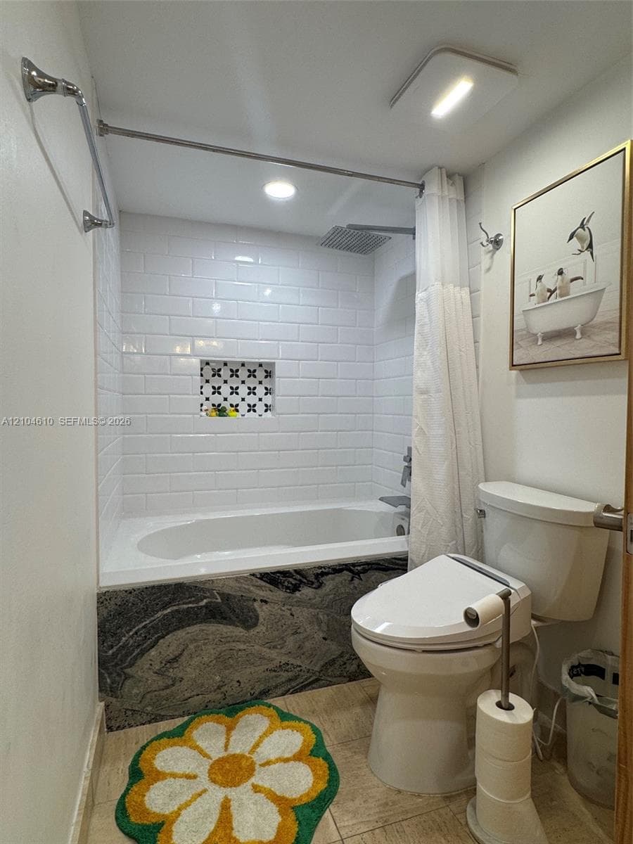 SUMMIT CONDO · #1504N in Hollywood - Photo 20