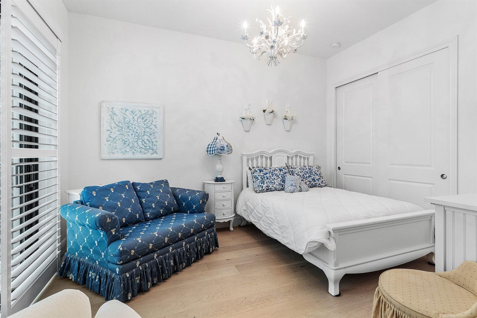 First Floor Guest Ensuite Bedroom