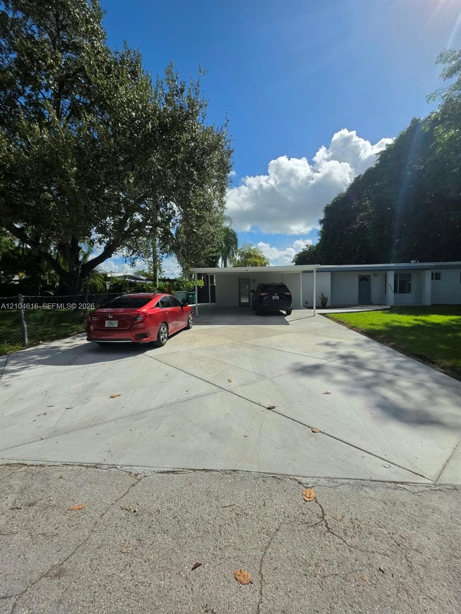 30341 SW 171st Ave photo 2