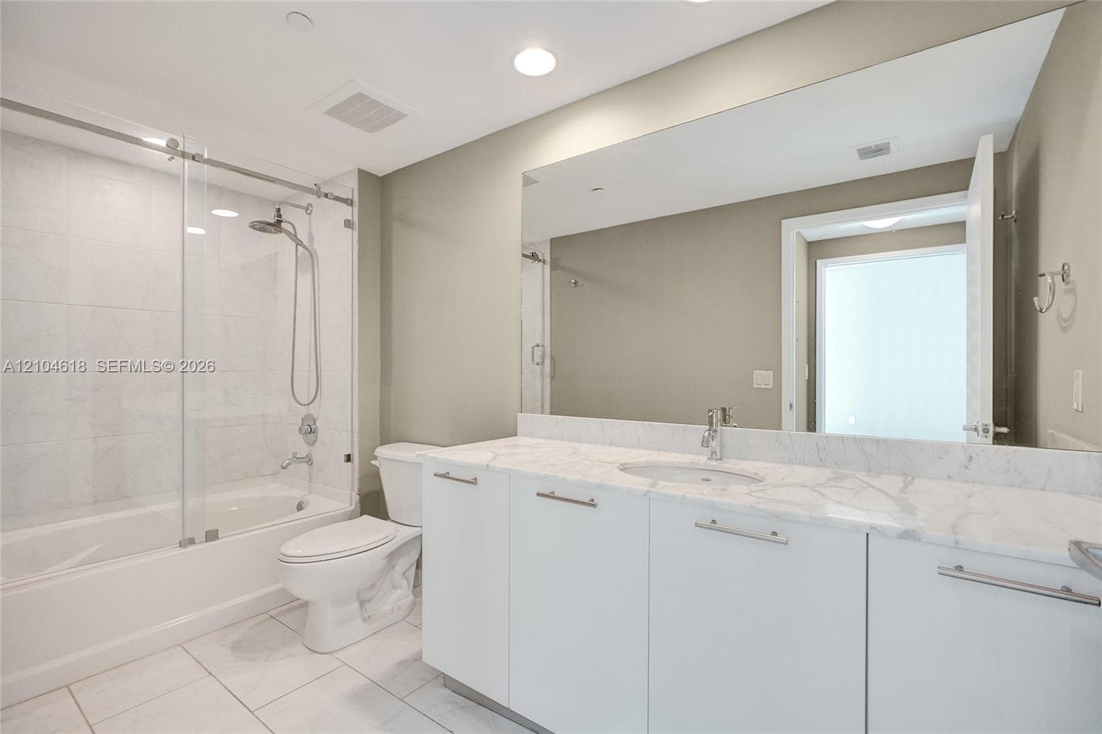 The Plaza on Brickell West · #1106 in Miami - Photo 16