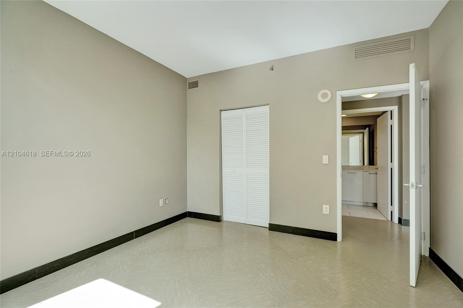 The Plaza on Brickell West · #1106 in Miami - Photo 18