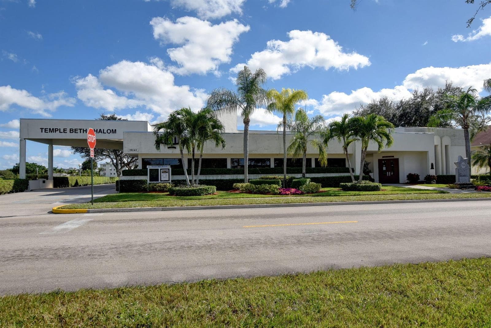 39-web-or-mls-Century Village (5)