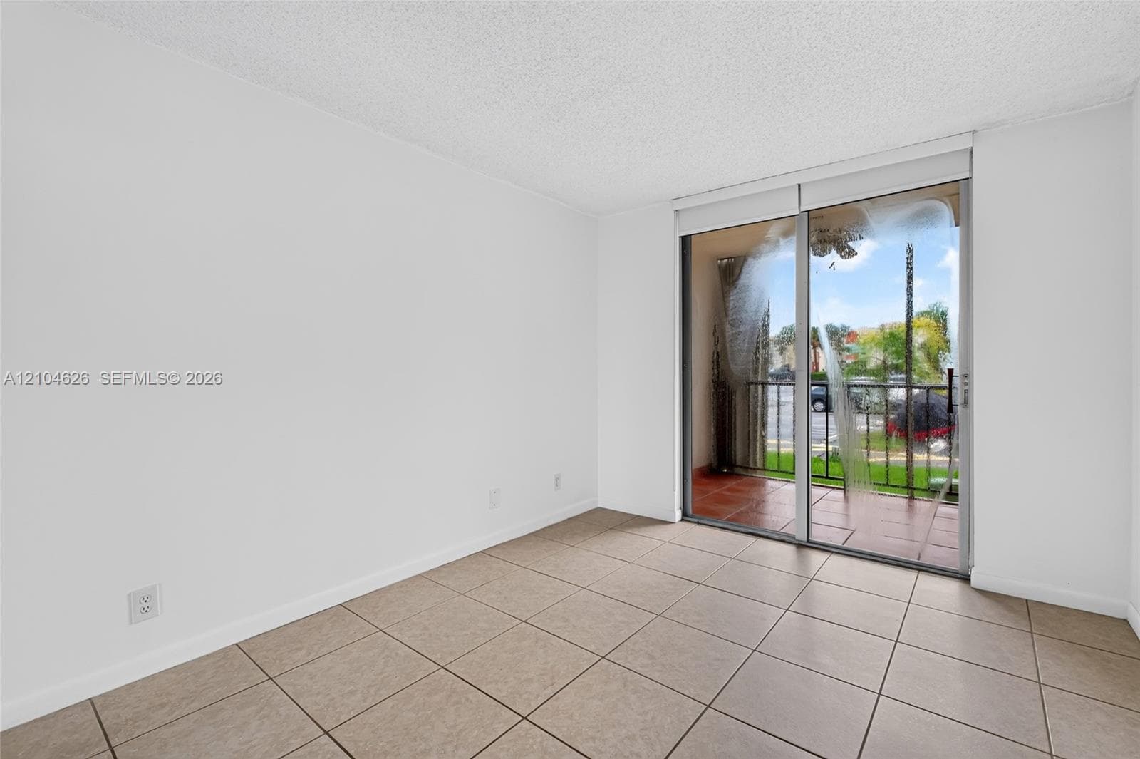 DESOTO PARK CONDO · #120 in Hallandale Beach - Photo 16
