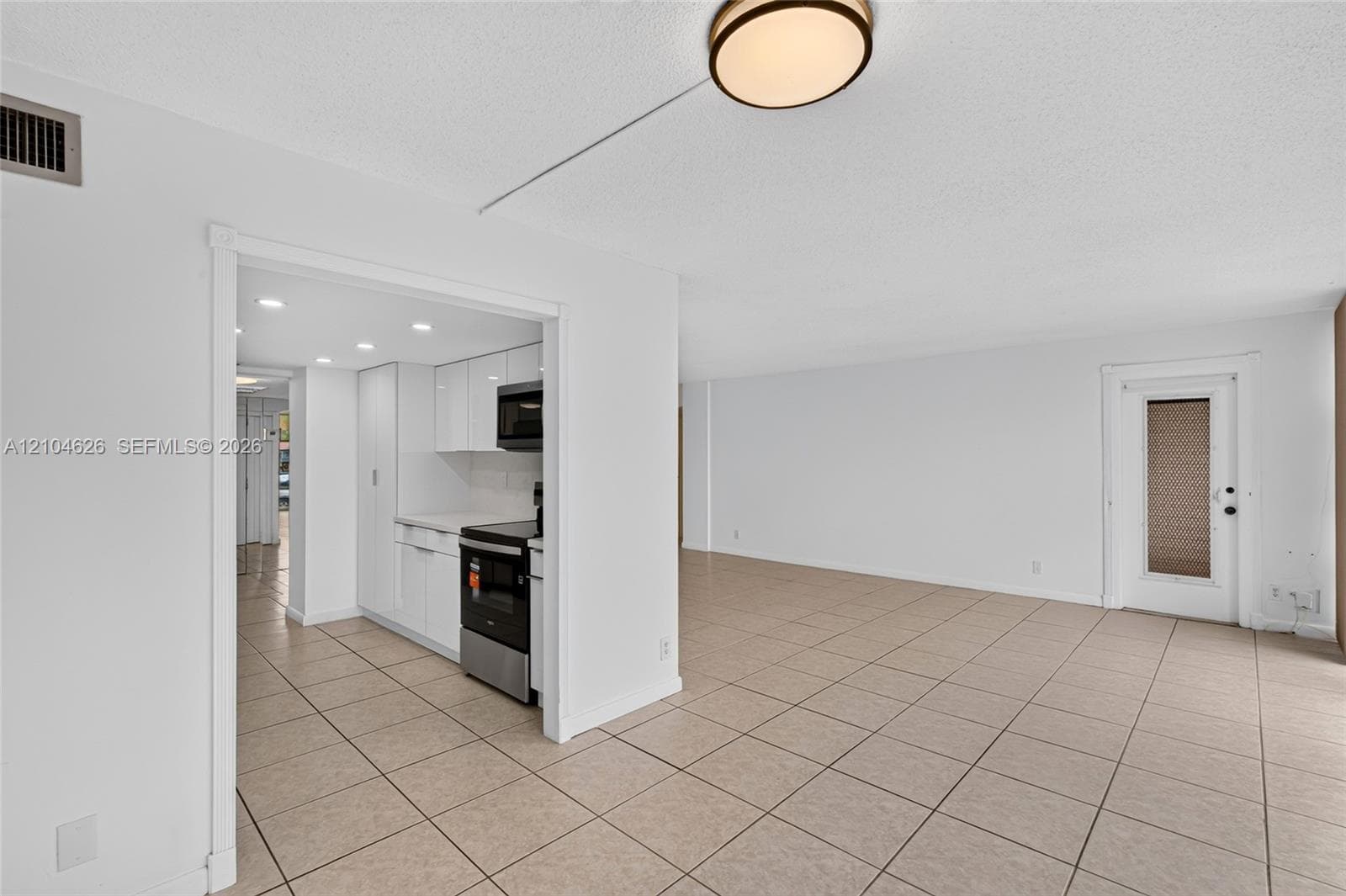 DESOTO PARK CONDO · #120 in Hallandale Beach - Photo 18