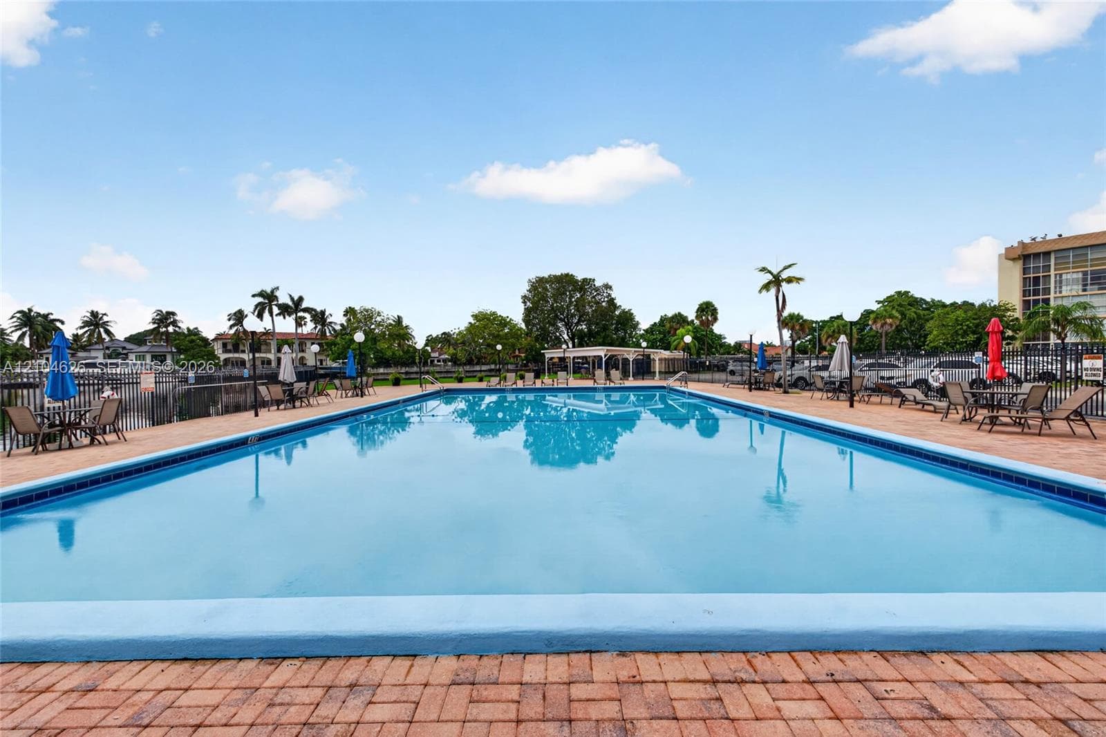 DESOTO PARK CONDO · #120 in Hallandale Beach - Photo 31