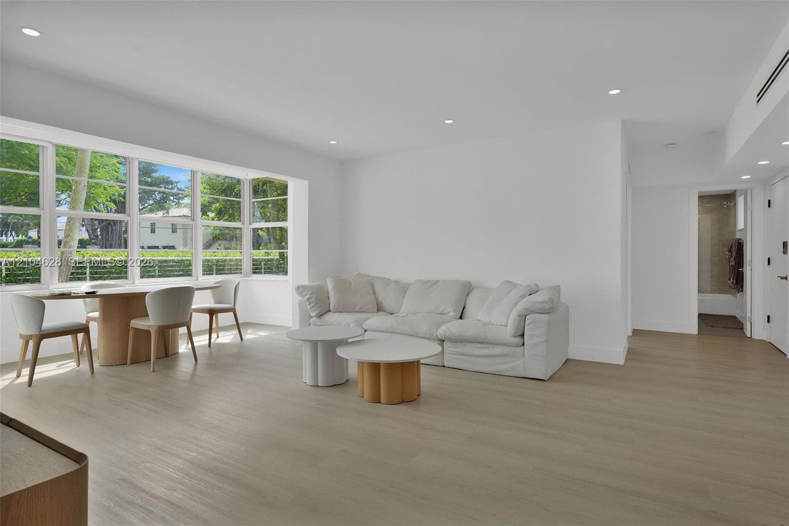 Pine Tree Waterway Condo · #101 in Miami Beach - Photo 10