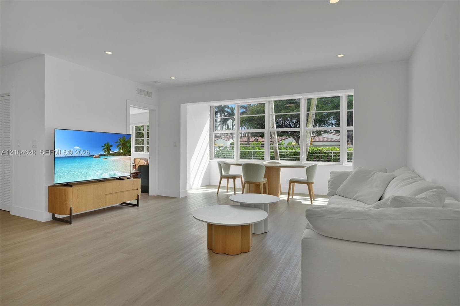 Pine Tree Waterway Condo · #101 in Miami Beach - Photo 8
