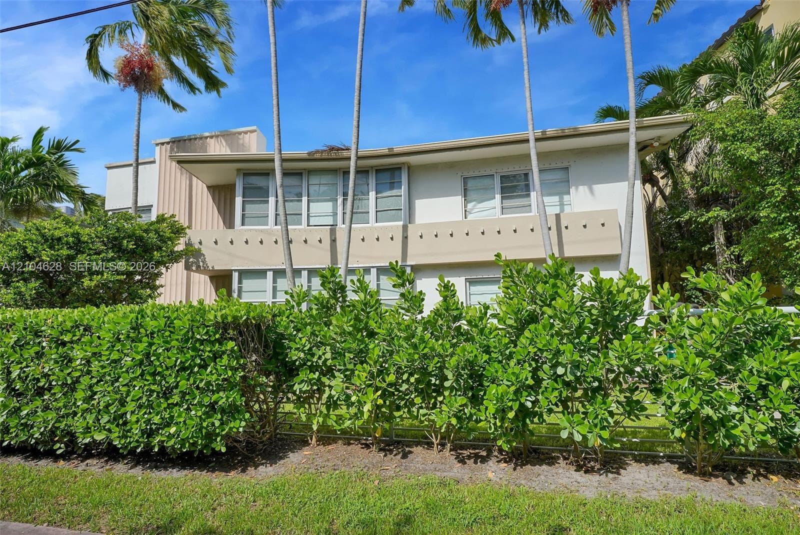 Pine Tree Waterway Condo · #101 in Miami Beach - Photo 25