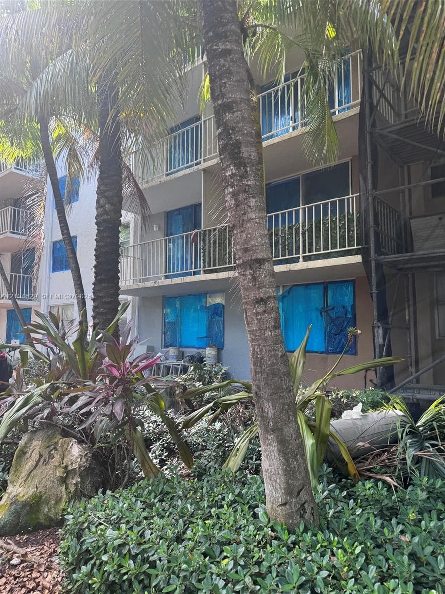 Bayview Palms Condo · #334 in North Miami - Photo 2