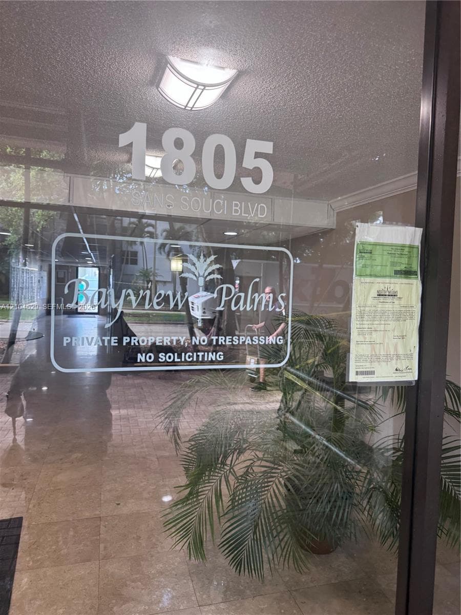 Bayview Palms Condo · #334 in North Miami - Photo 3