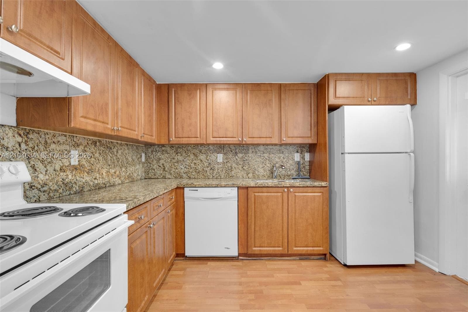 8475 SW 137th Ave #8475 photo 7
