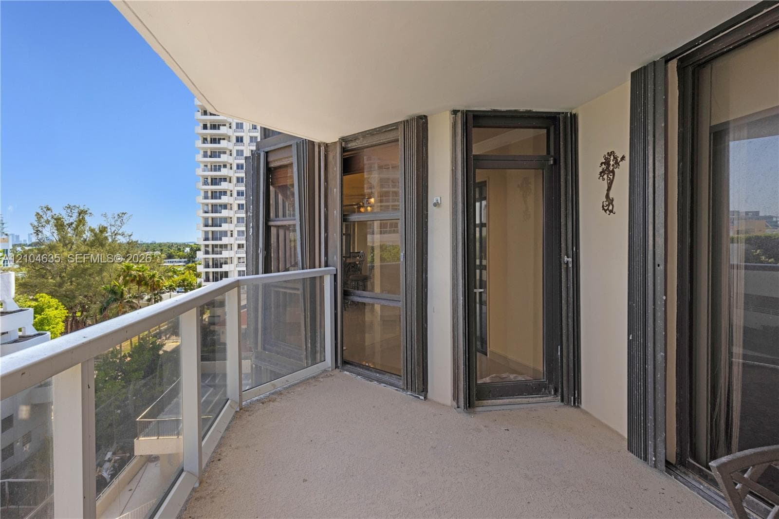 MAR DEL PLATA CONDO · #703 in Miami Beach - Photo 35