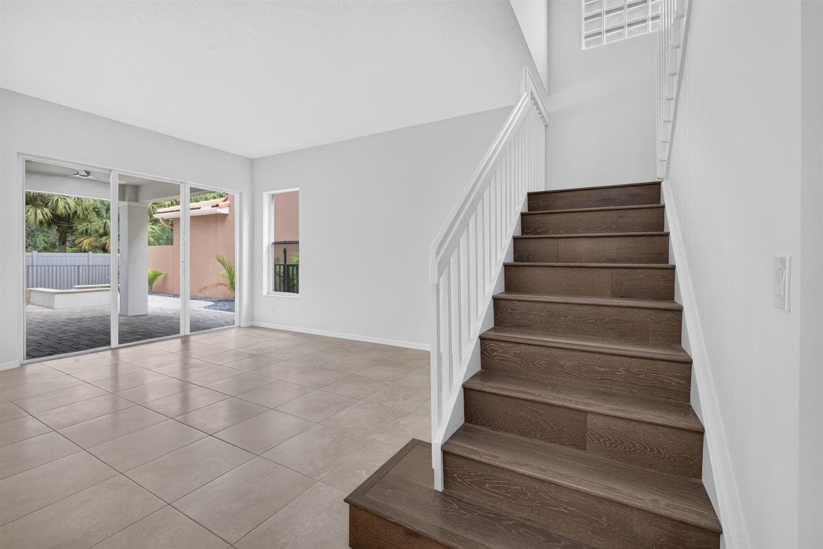 25-web-or-mls-5D1A5956