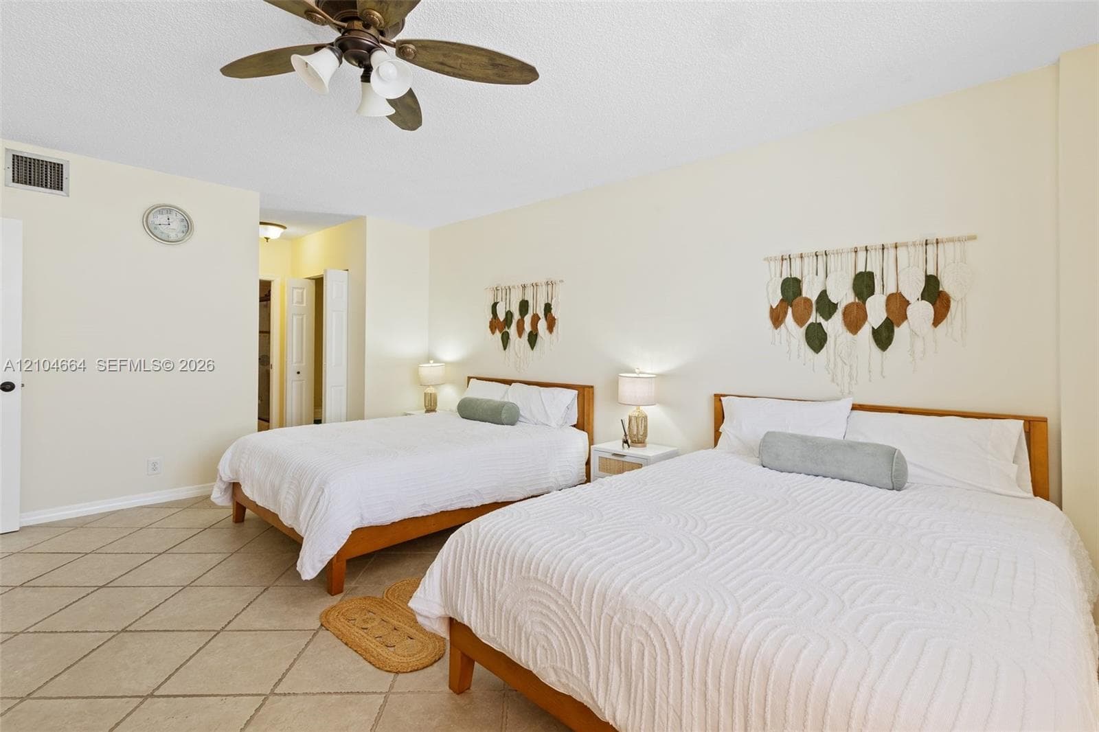 SEA AIR TOWERS CONDO · #921 in Hollywood - Photo 15