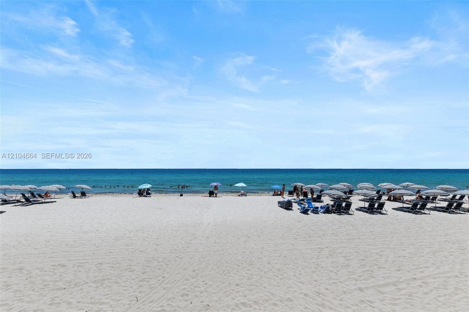SEA AIR TOWERS CONDO · #921 in Hollywood - Photo 25