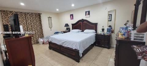 VENETAIN GARDEN · #R102 in Hialeah - Photo 9