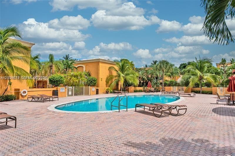 VENETAIN GARDEN · #R102 in Hialeah - Photo 4