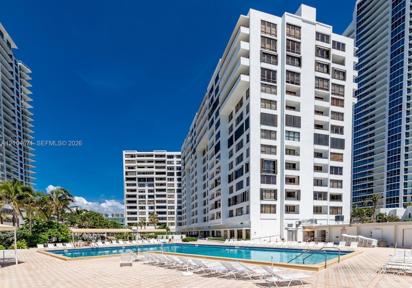 ALEXANDER TOWERS CONDO · #305 in Hollywood - Photo 32