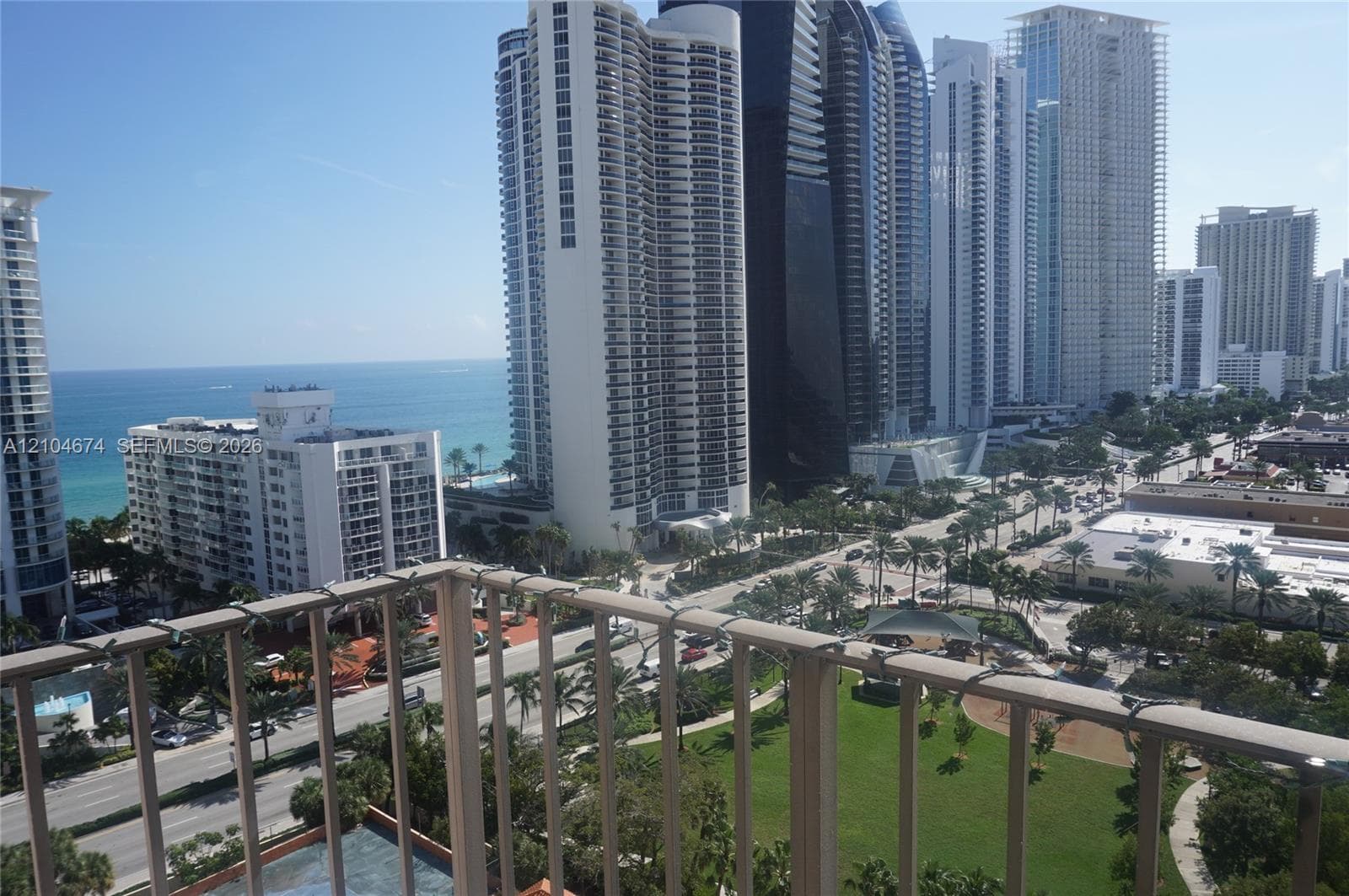 WINSTON TOWERS 600 CONDO · #1904 in Sunny Isles Beach - Photo 1
