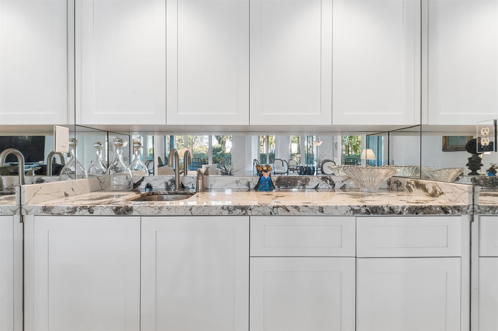 Wet bar