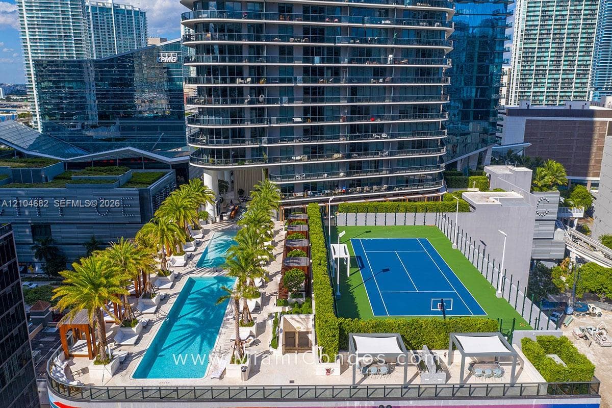 SLS Lux · #4405 in Miami - Photo 4