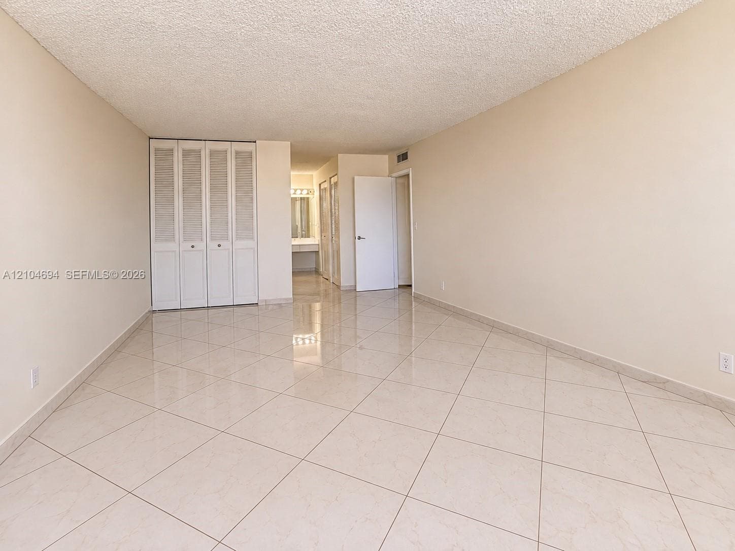 WINSTON TOWERS 100 CONDO · #420 in Sunny Isles Beach - Photo 9