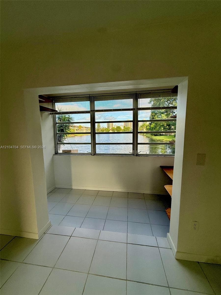 BISC LAKE GARDENS NO 2 BL · #K107 in Aventura - Photo 11