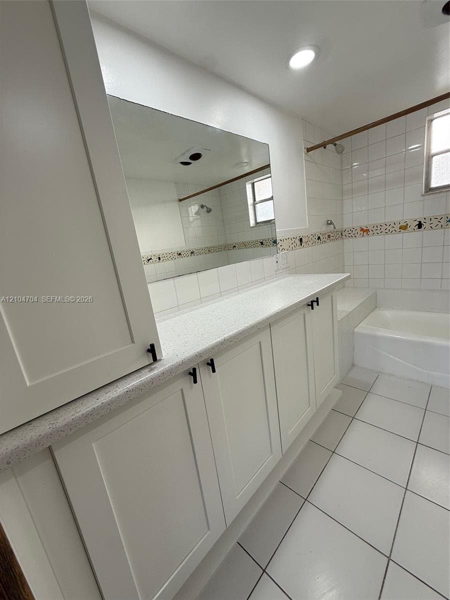 BISC LAKE GARDENS NO 2 BL · #K107 in Aventura - Photo 19