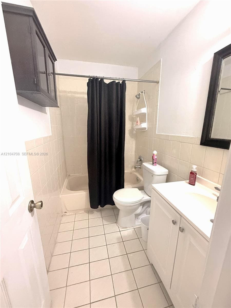 TAMIAMI VILLAGE CONDO · #407 in Miami - Photo 11