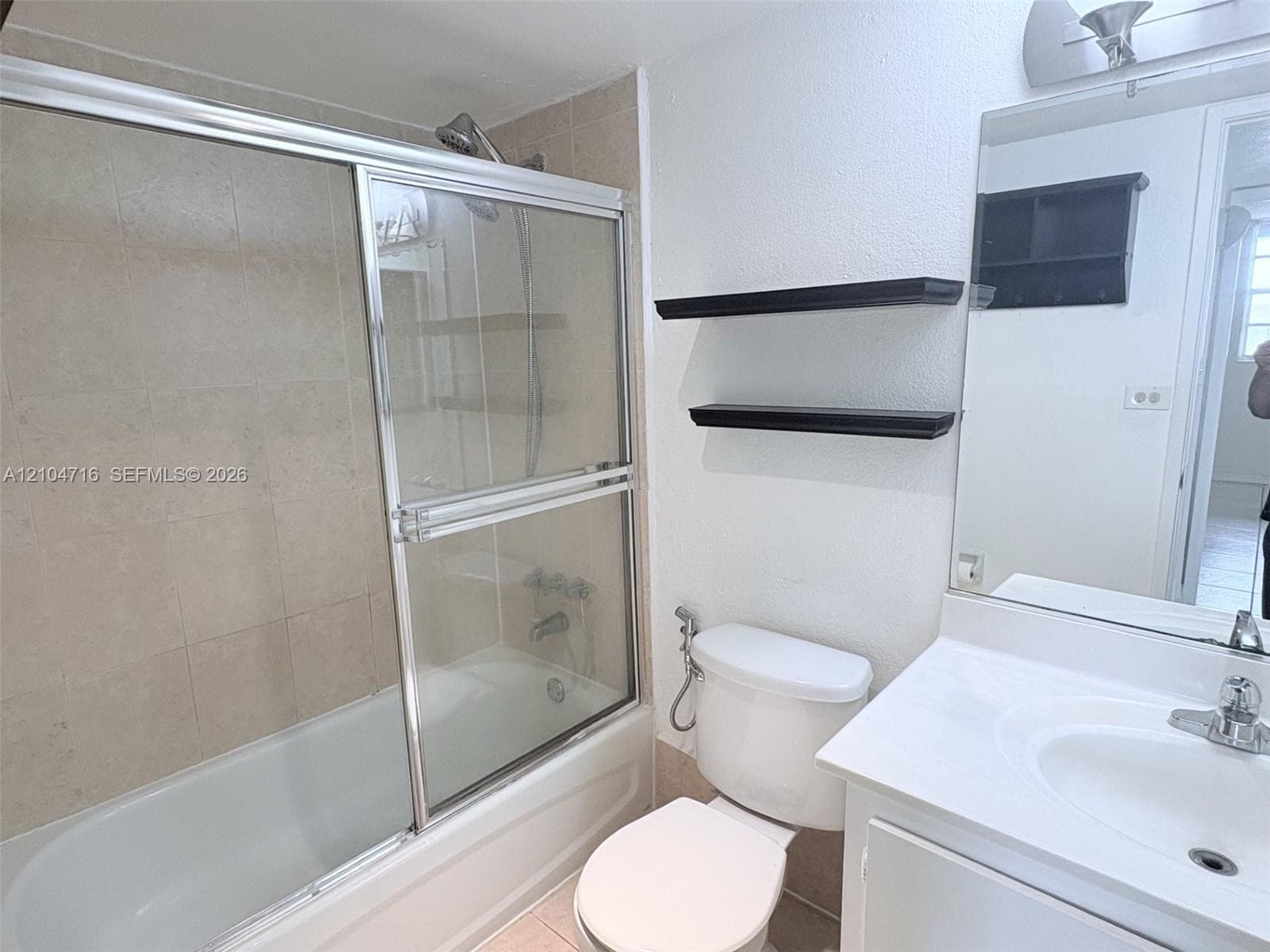 YOLANDA VILLAS CONDO · #915W in Miami - Photo 7