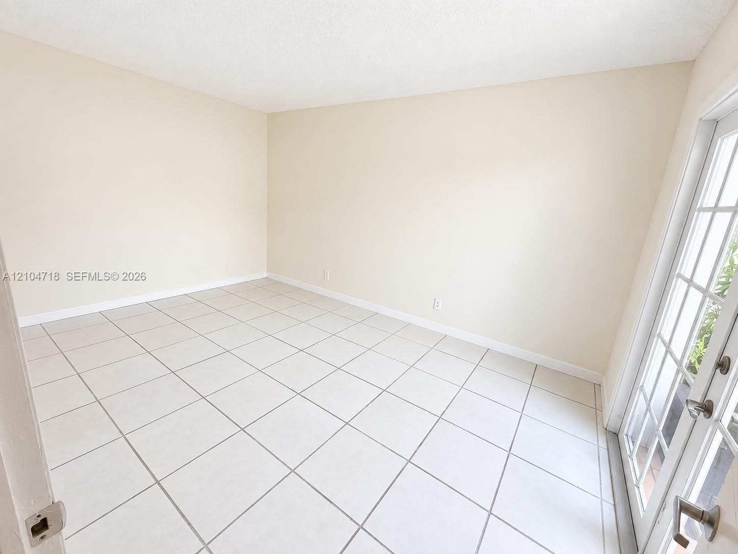 712 NE 26th Ave #712 photo 11