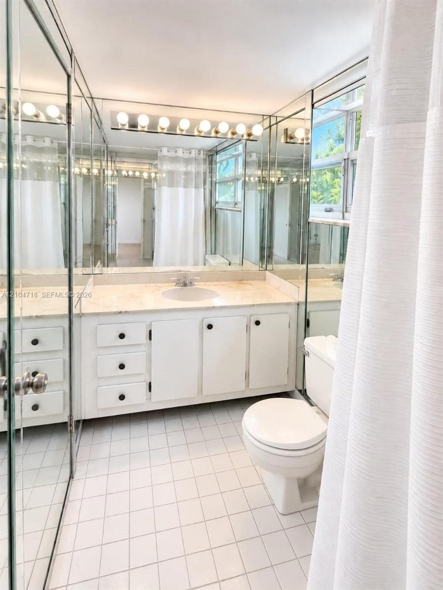 712 NE 26th Ave #712 photo 31