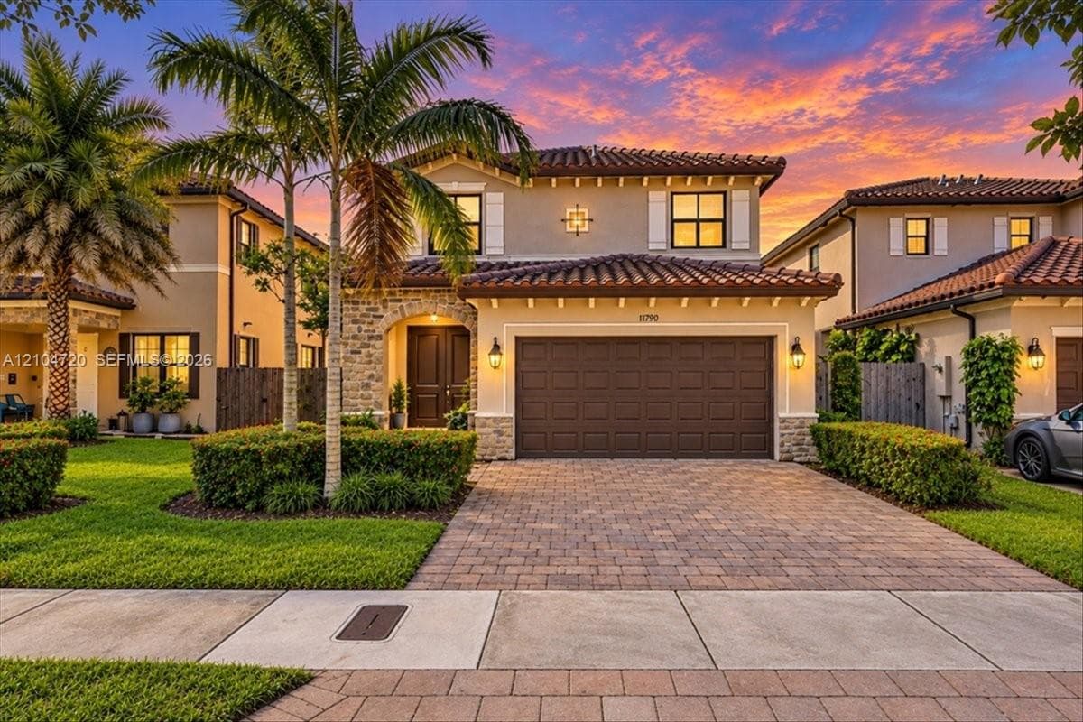 11790 SW 251st St photo 1