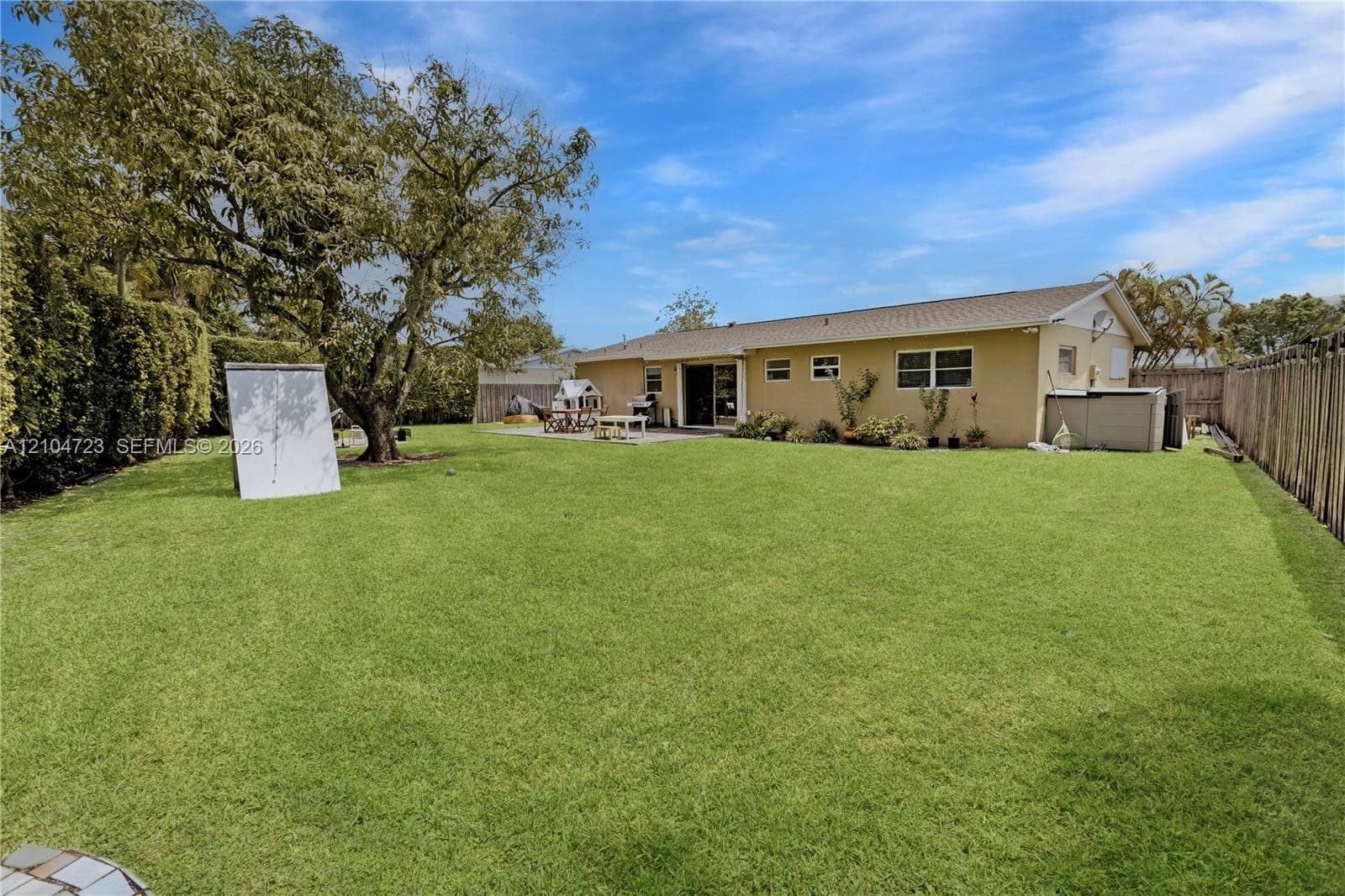 10520 SW 124th Ave photo 2