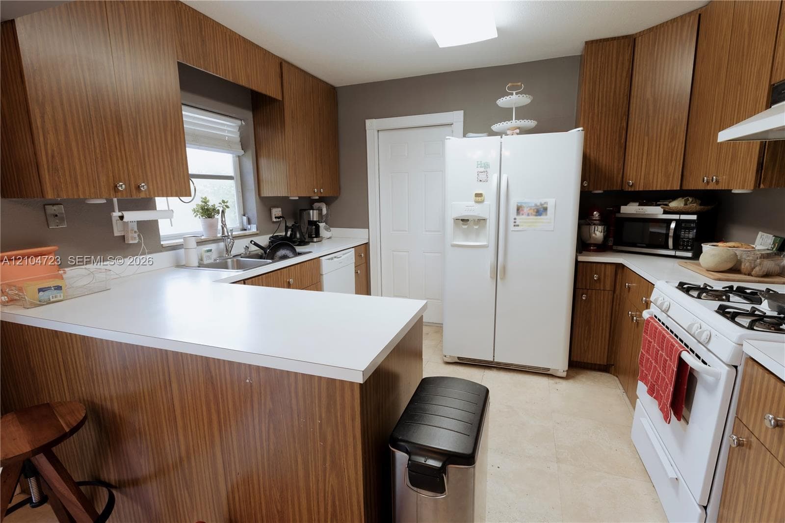 10520 SW 124th Ave photo 12