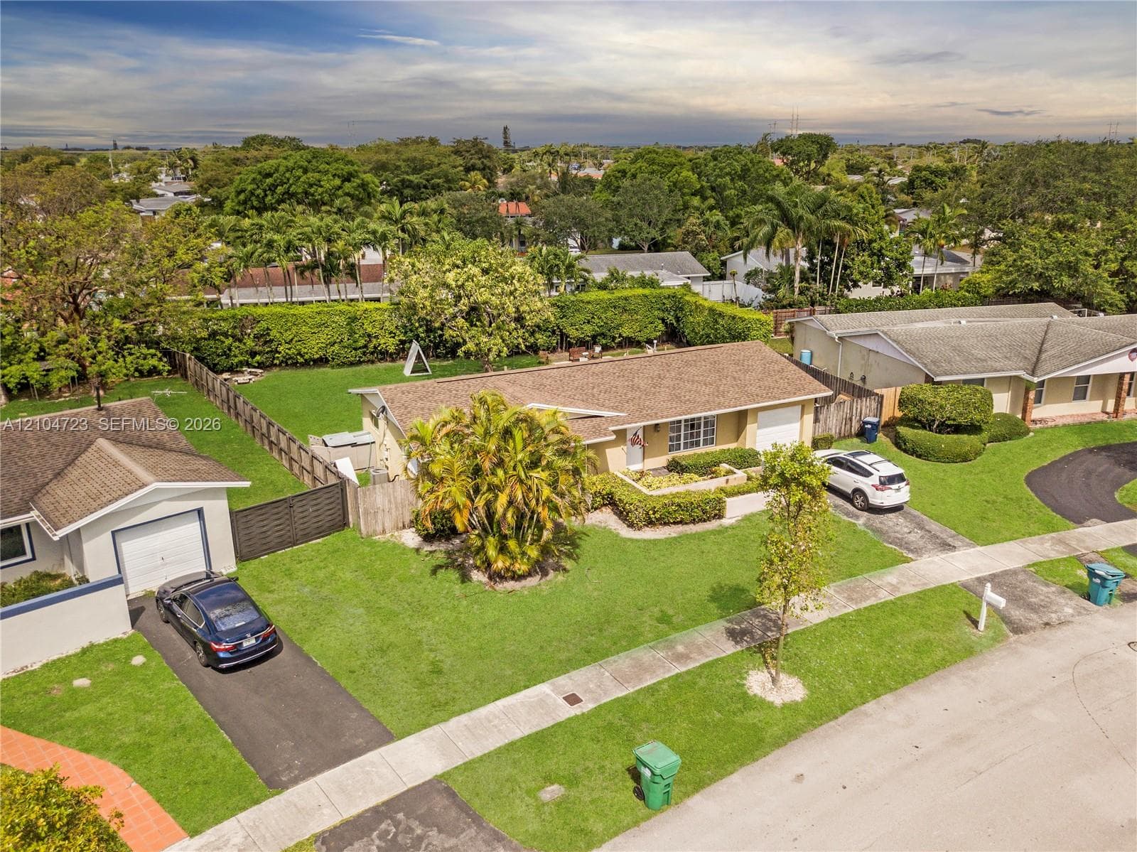 10520 SW 124th Ave photo 3