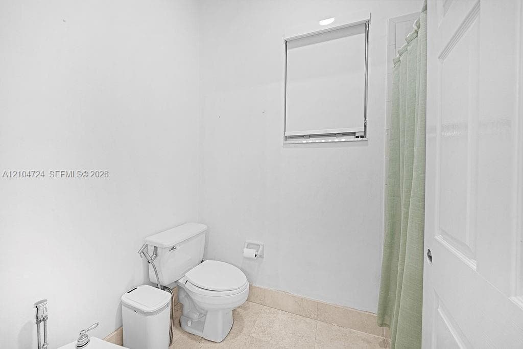 5750 SW 67th Ave photo 36