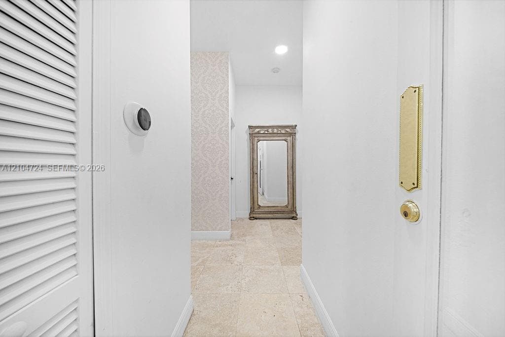5750 SW 67th Ave photo 32