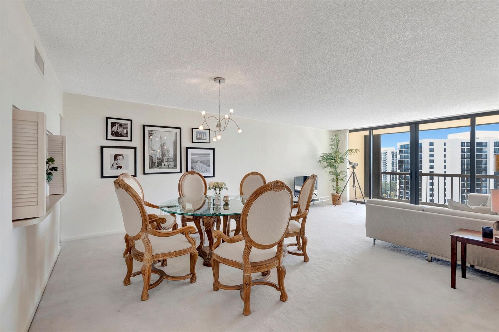 Dining Room 1