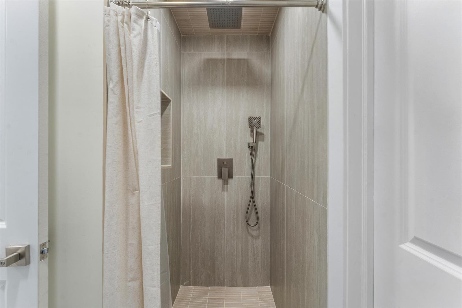 047-2350NikiJoLane-WestPalmBeach-FL-3341