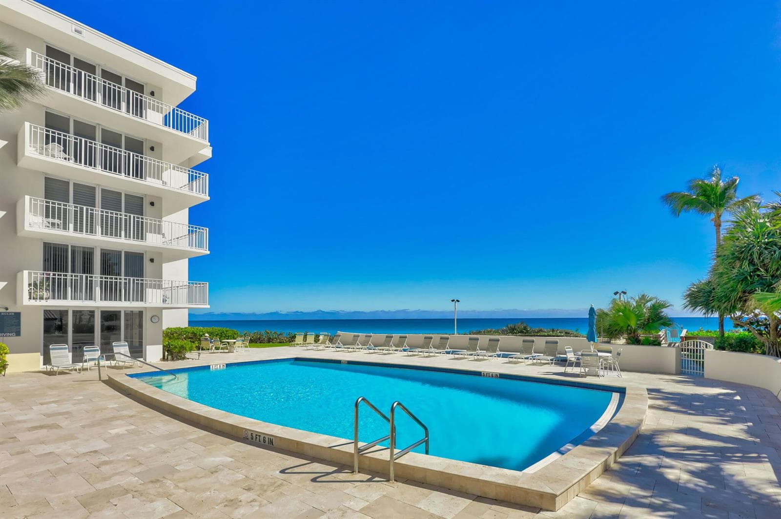 Pool & Ocean View