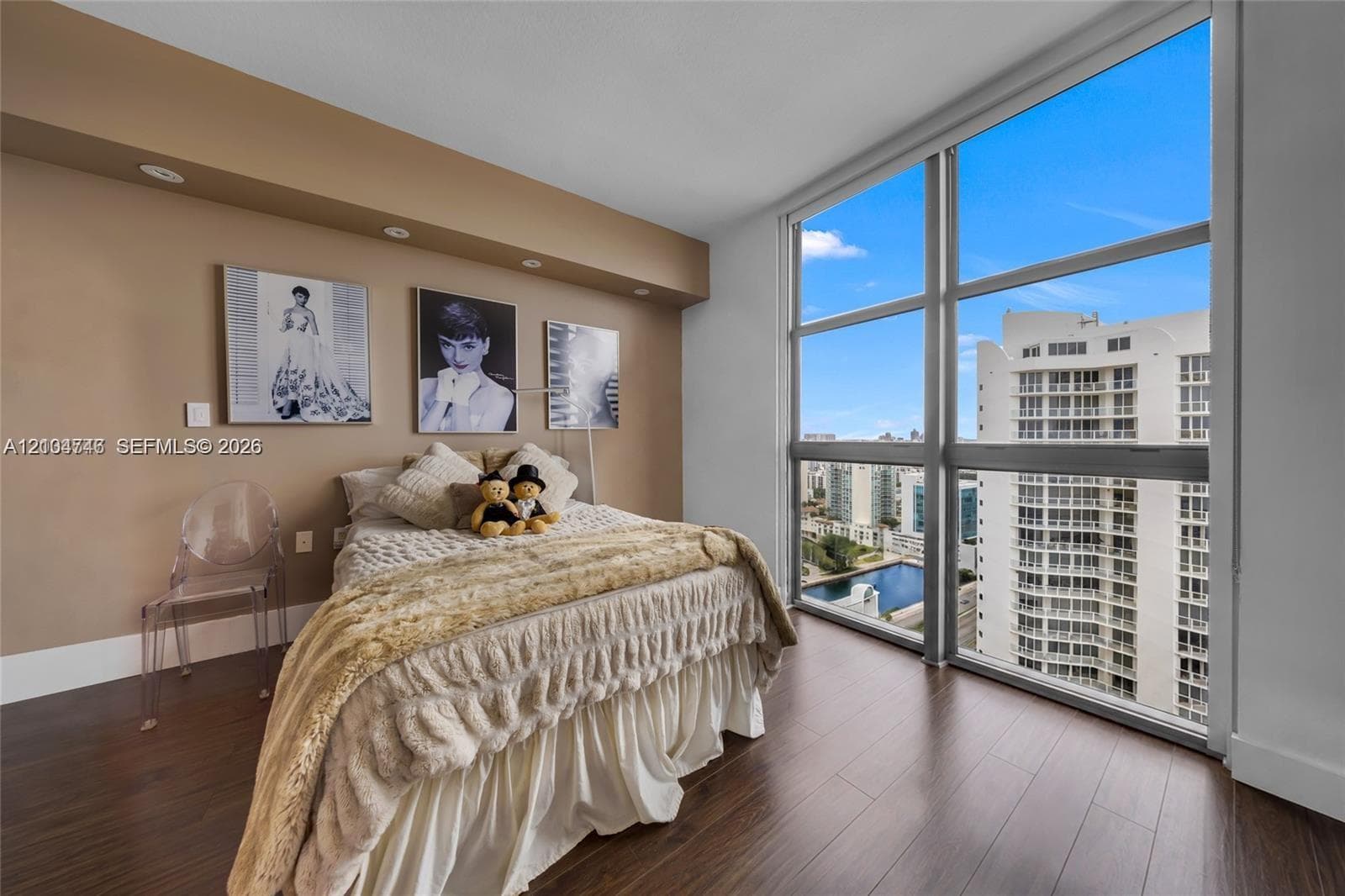 Sayan · #2502 in Sunny Isles Beach - Photo 20