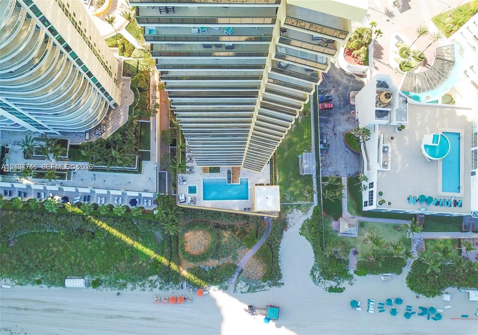 Sayan · #2502 in Sunny Isles Beach - Photo 9