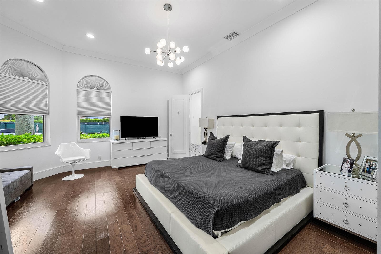 027-7080LionsHeadLane-BocaRaton-FL-33496